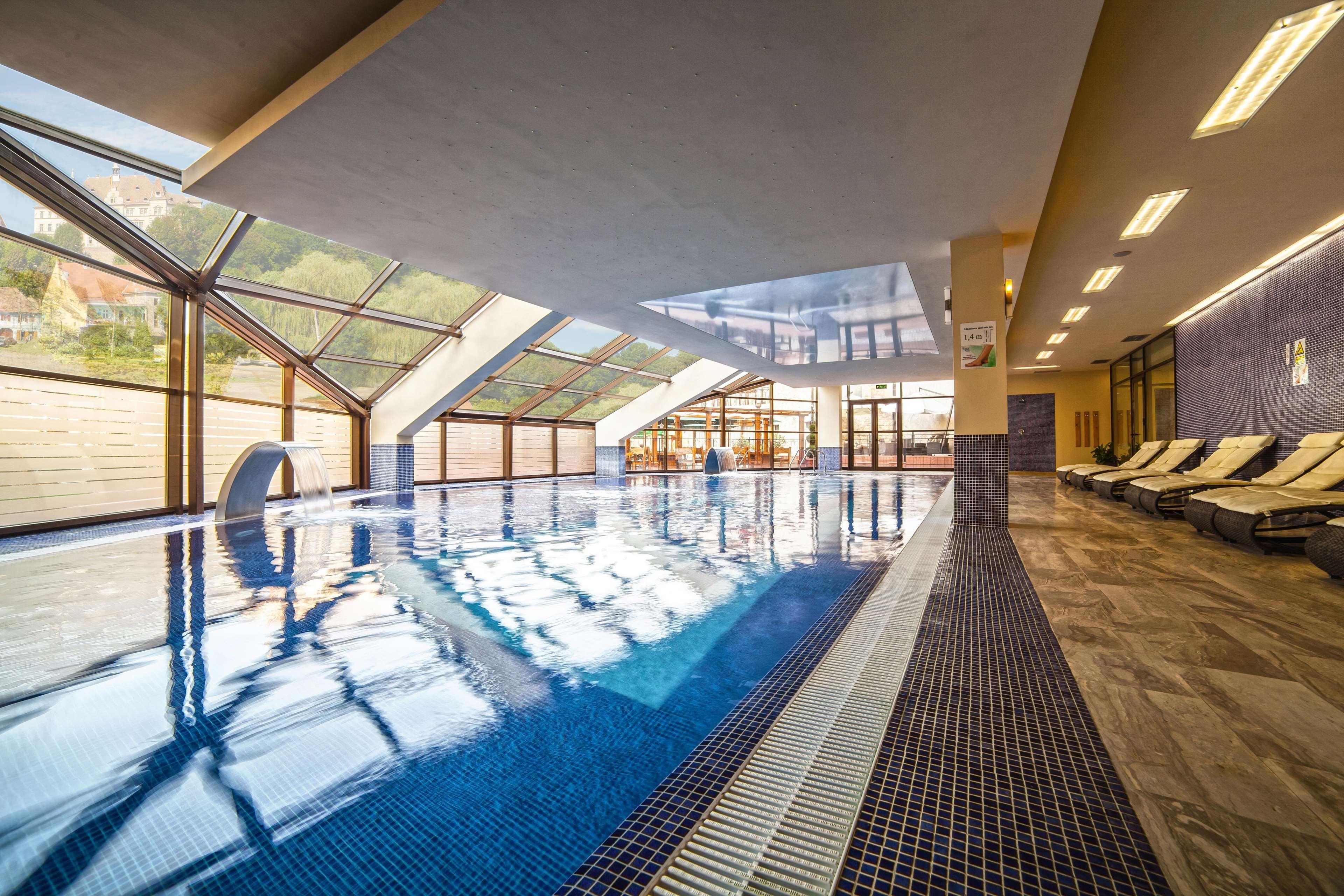 Doubletree By Hilton Hotel Sighisoara - Cavaler Exterior photo