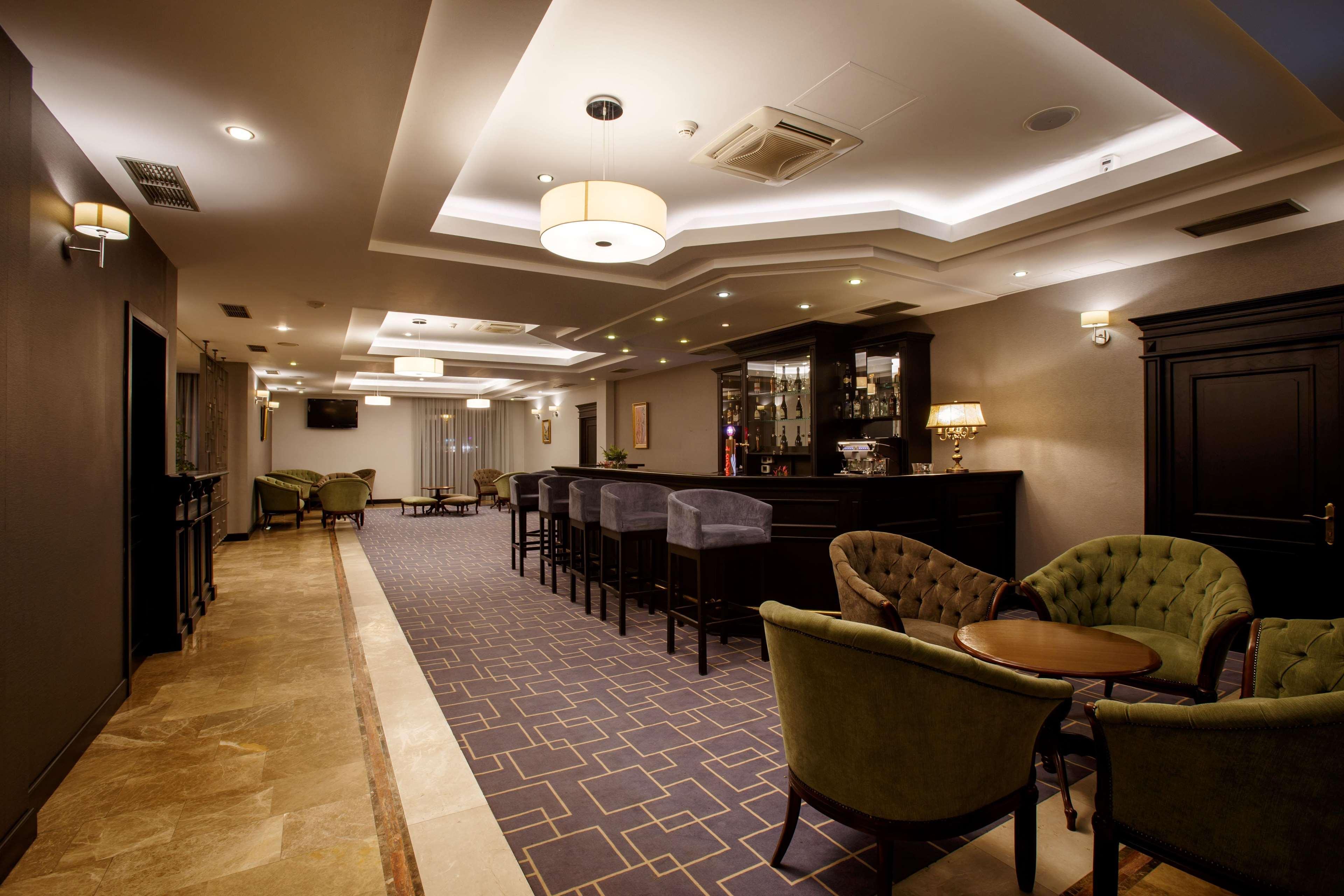 Doubletree By Hilton Hotel Sighisoara - Cavaler Exterior photo